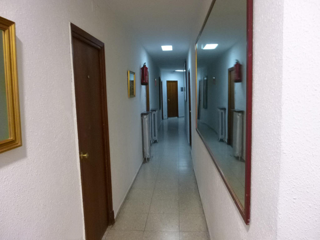 Hostal Americano Мадрид Номер фото